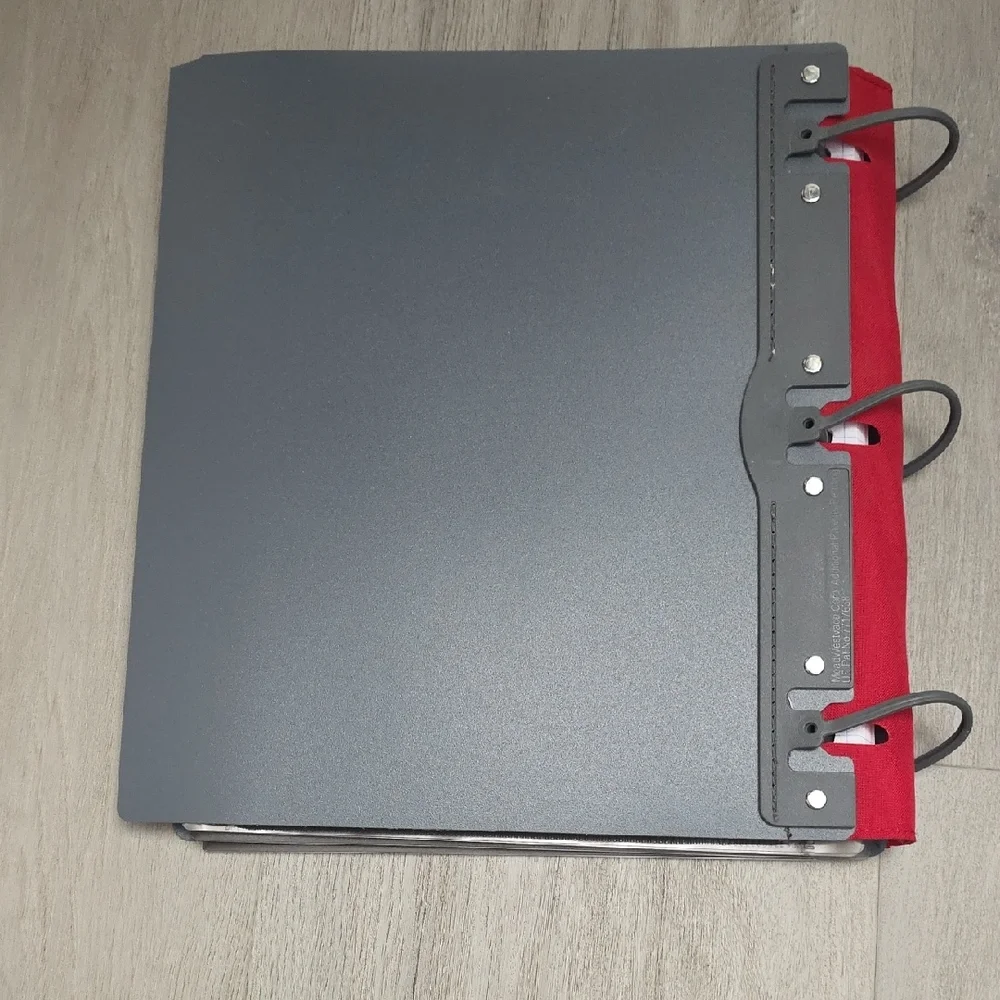 Five Star Red Hybrid Notebinder